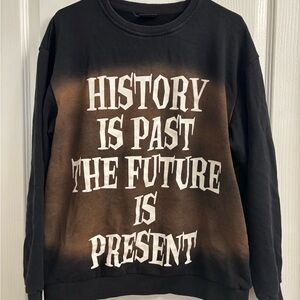 Black Graphic Sweatshirt